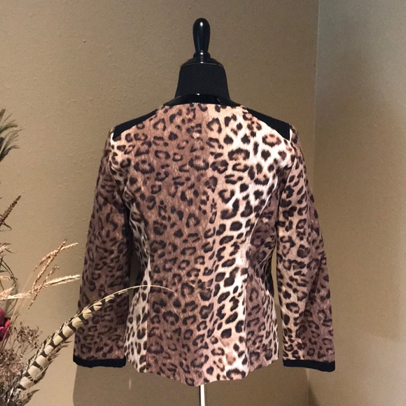 Jacket - Picture 2 of 3